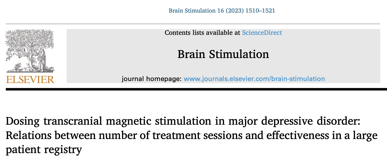 Encabezado de estudio científico sobre dosis y número de sesiones de Estimulación Magnética Transcraneal para Trastorno Depresivo Mayor en la revista Brain Stimulation.